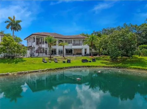 14332 Ardoch Place Miami Lakes FL 33016