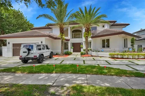 14332 Ardoch Place Miami Lakes FL 33016