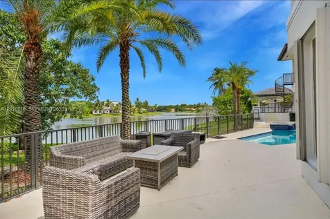 14332 Ardoch Place Miami Lakes FL 33016