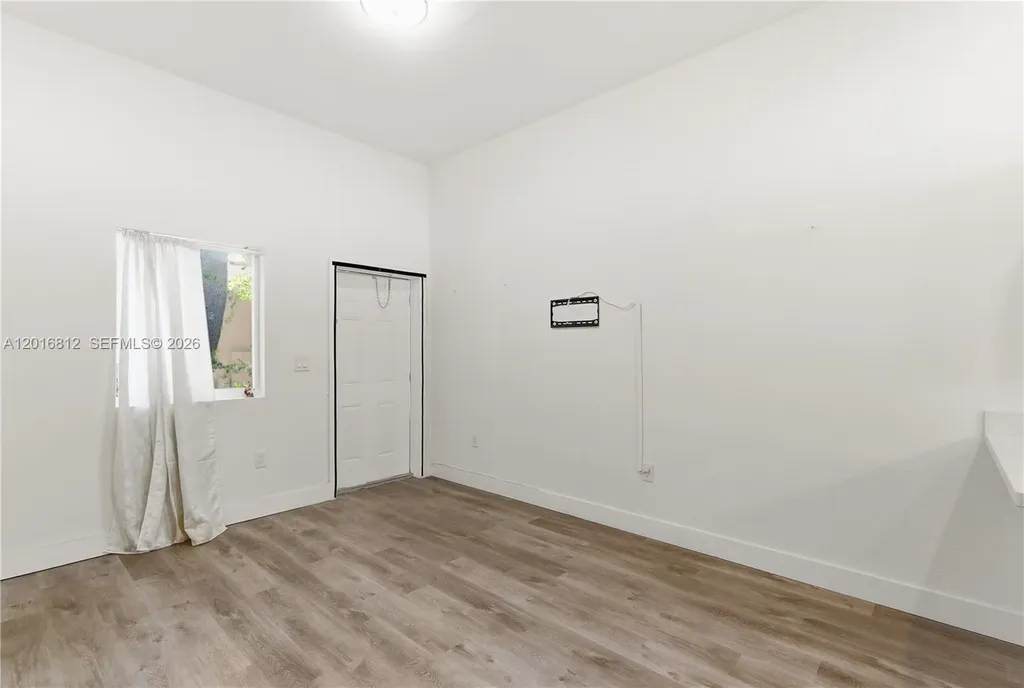 830 SE 14th Street Fort Lauderdale FL 33316