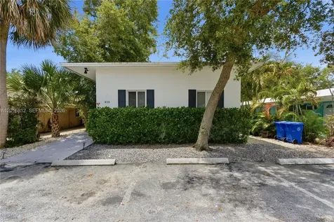 830 SE 14th Street Fort Lauderdale FL 33316