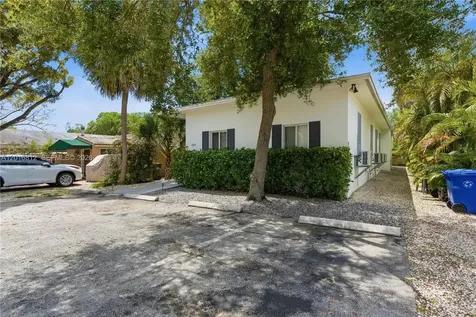 830 SE 14th Street Fort Lauderdale FL 33316
