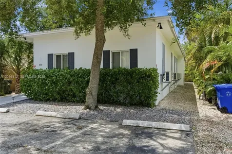830 SE 14th Street Fort Lauderdale FL 33316
