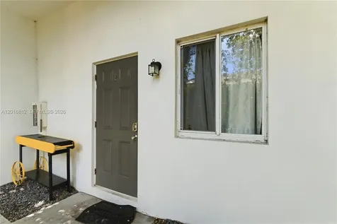 830 SE 14th Street Fort Lauderdale FL 33316