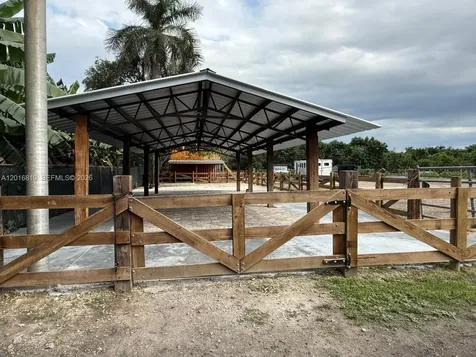 25945 SW 197th Avenue Homestead FL 33031