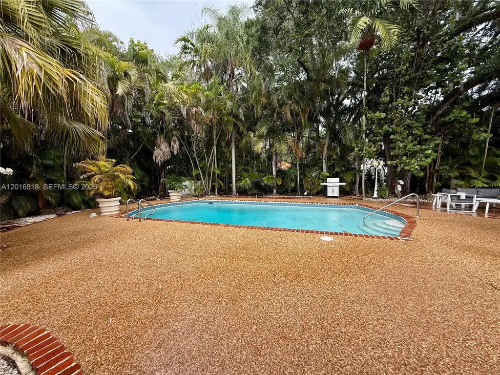 721 Saldano Avenue Coral Gables FL 33143