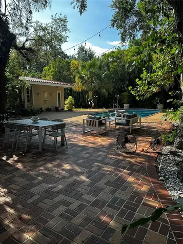 721 Saldano Avenue Coral Gables FL 33143