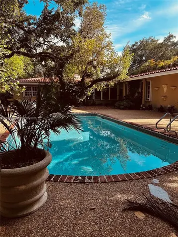721 Saldano Avenue Coral Gables FL 33143