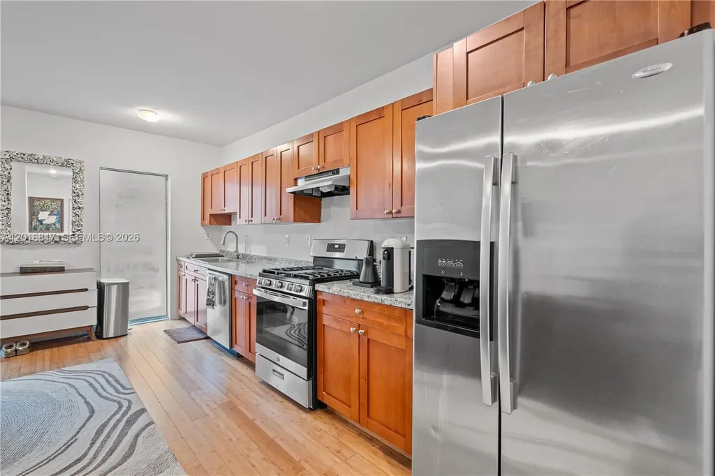 7950 Tatum Waterway Drive Miami Beach FL 33141