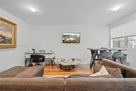 7950 Tatum Waterway Drive Miami Beach FL 33141