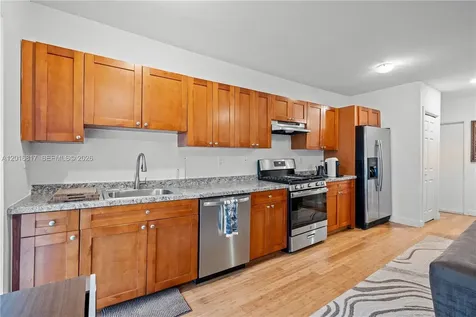 7950 Tatum Waterway Drive Miami Beach FL 33141