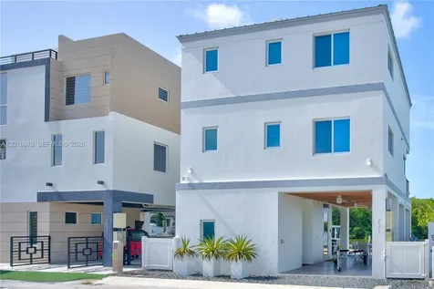 325 Calusa Key Largo FL 33037