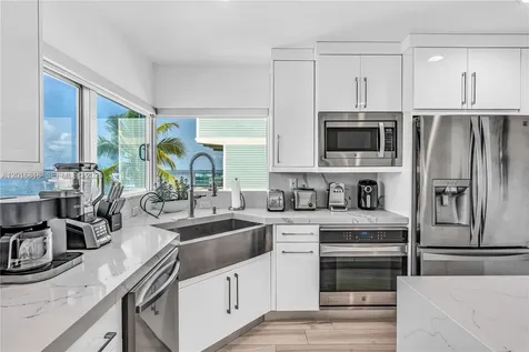 325 Calusa Key Largo FL 33037