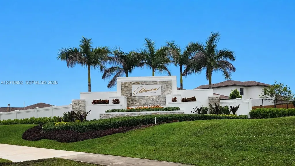 2591 SE 25th Terrace Homestead FL 33035