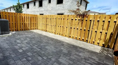 2591 SE 25th Terrace Homestead FL 33035