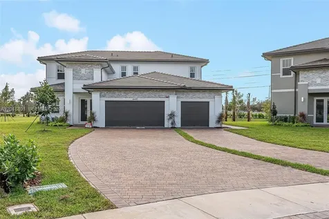 4480 SW 122nd Terrace Davie FL 33330