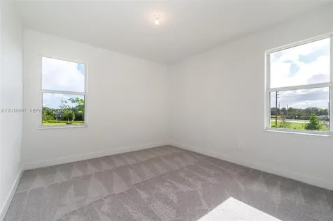 4480 SW 122nd Terrace Davie FL 33330