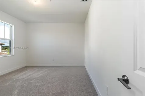4480 SW 122nd Terrace Davie FL 33330