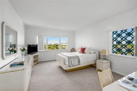 4925 Collins Avenue Miami Beach FL 33140