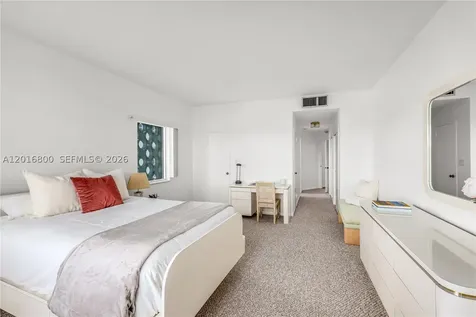 4925 Collins Avenue Miami Beach FL 33140