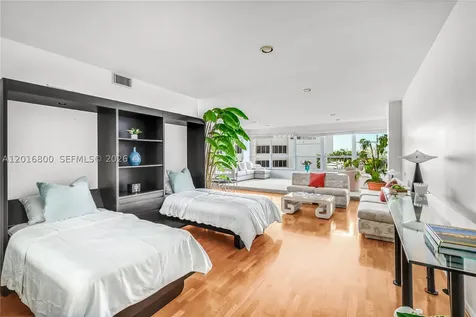 4925 Collins Avenue Miami Beach FL 33140