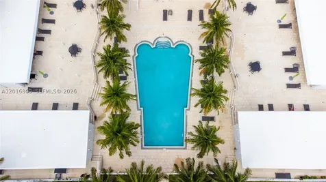 4925 Collins Avenue Miami Beach FL 33140