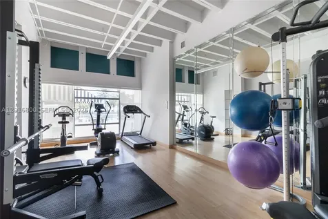 4925 Collins Avenue Miami Beach FL 33140