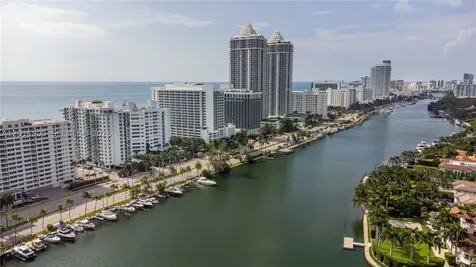 4925 Collins Avenue Miami Beach FL 33140