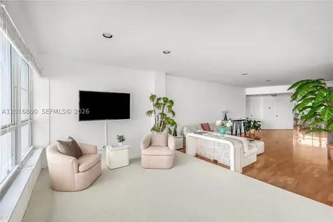 4925 Collins Avenue Miami Beach FL 33140