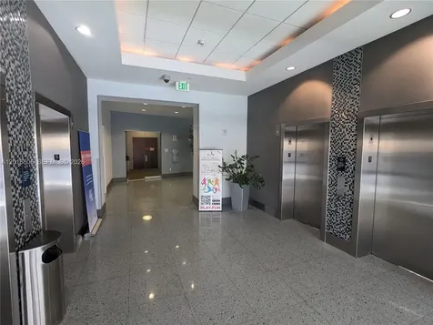 1501 Biscayne Miami FL 33132