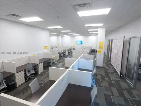 1501 Biscayne Miami FL 33132