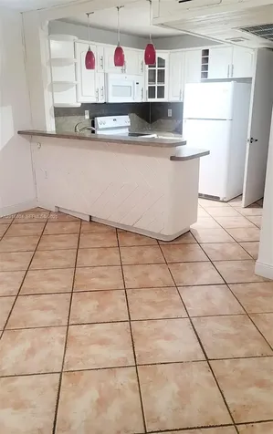 2166 W 60 Street Hialeah FL 33016