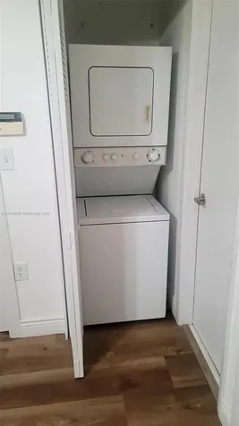 2166 W 60 Street Hialeah FL 33016