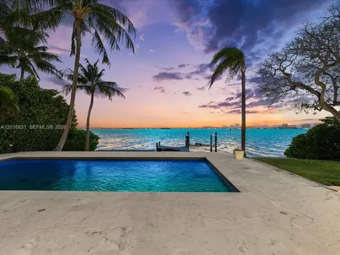 7950 Biscayne Point Circle Miami Beach FL 33141