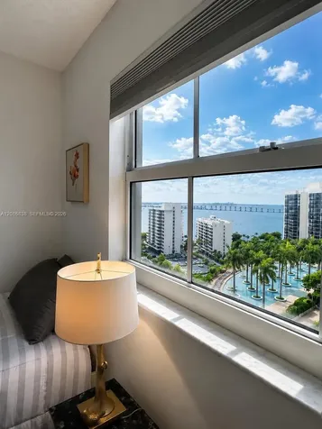 185 SE 14th Terrace Miami FL 33131