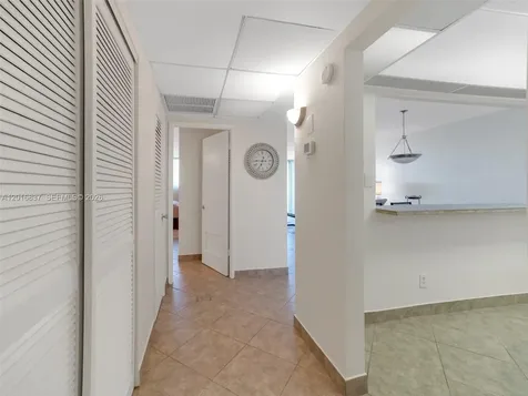 19380 Collins Avenue Sunny Isles Beach FL 33160