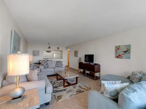19380 Collins Avenue Sunny Isles Beach FL 33160