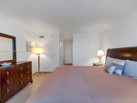 19380 Collins Avenue Sunny Isles Beach FL 33160