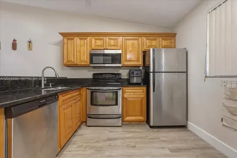 9860 Nob Hill Lane Sunrise FL 33351