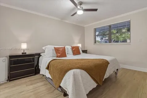 9860 Nob Hill Lane Sunrise FL 33351