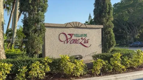 9860 Nob Hill Lane Sunrise FL 33351