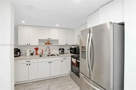 750 NE 195th Street Miami FL 33179