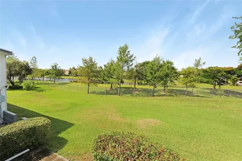 750 NE 195th Street Miami FL 33179