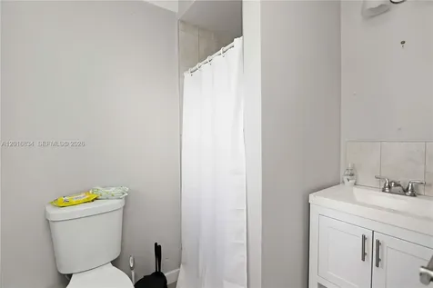 750 NE 195th Street Miami FL 33179