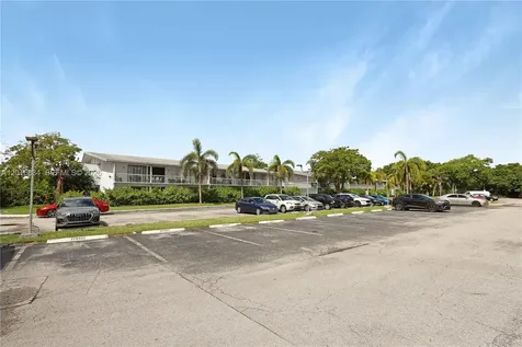 750 NE 195th Street Miami FL 33179