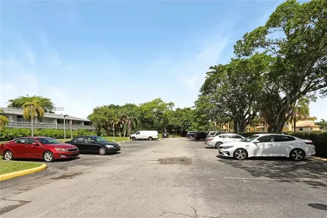 750 NE 195th Street Miami FL 33179