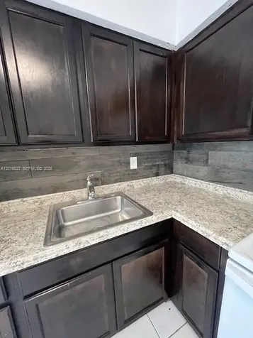 901 SW 4th Terrace Hallandale Beach FL 33009