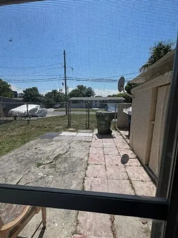 901 SW 4th Terrace Hallandale Beach FL 33009