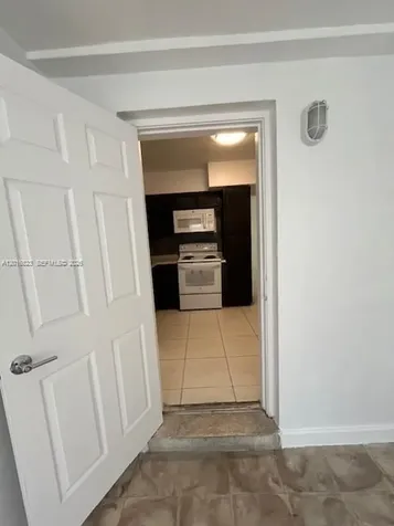901 SW 4th Terrace Hallandale Beach FL 33009