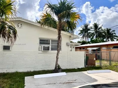 901 SW 4th Terrace Hallandale Beach FL 33009